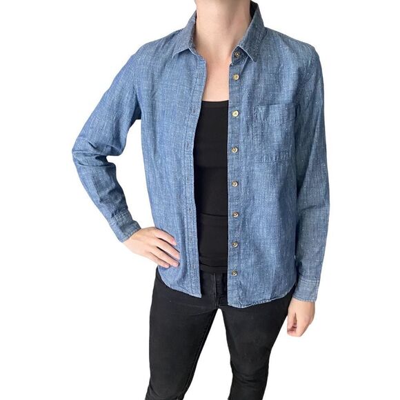 Tommy Hilfiger button up  - Picture 1 of 10